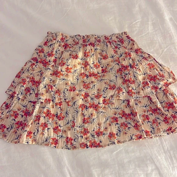 LIKE NEW MINKPINK Zahari Mini Skirt - SIZE SMALL